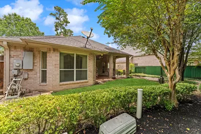 23 E Sienna Place, The Woodlands, TX 77382 - Photo 37