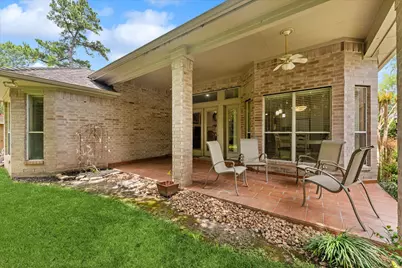 23 E Sienna Place, The Woodlands, TX 77382 - Photo 35