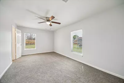 705 Westshire Drive, Houston, TX 77013 - Photo 7
