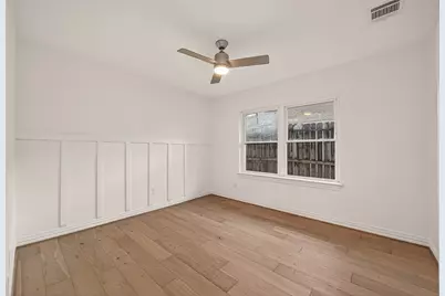 4862 Creekbend Drive, Houston, TX 77035 - Photo 17
