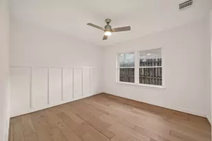 4862 Creekbend Dr, Houston, TX 77035 - Photo 17