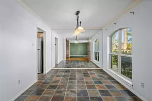 8706 Chelsworth Dr, Houston, TX 77083 - Photo 7