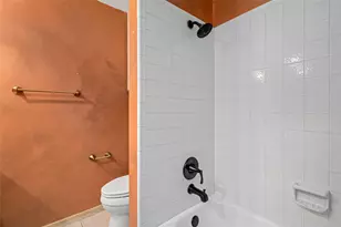 8706 Chelsworth Dr, Houston, TX 77083 - Photo 29