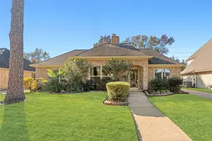 8706 Chelsworth Dr, Houston, TX 77083 - Photo 3