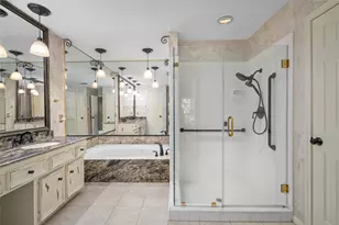 8706 Chelsworth Dr, Houston, TX 77083 - Photo 25