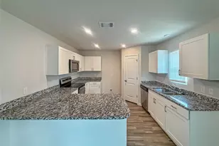 10123 Cerritos dr, Conroe, TX 77306 - Photo 5