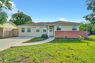 713 Scarborough Ln, Pasadena, TX 77506 - Photo 1