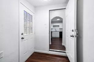 54 Lupine Ct, Lake Jackson, TX 77566 - Photo 15