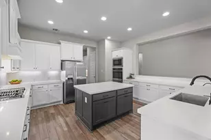28348 Sterling Oak Dr, Spring, TX 77386 - Photo 5