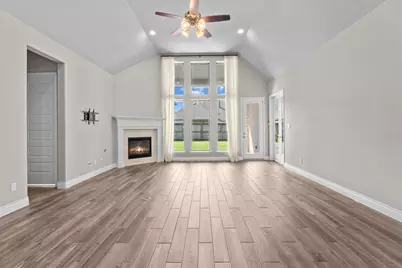 28348 Sterling Oak Drive, Spring, TX 77386 - Photo 7