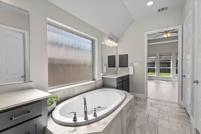 28348 Sterling Oak Drive, Spring, TX 77386 - Photo 37