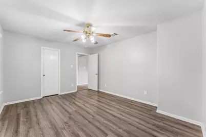 4123 Knollwick Court, Houston, TX 77053 - Photo 31