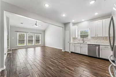 4123 Knollwick Court, Houston, TX 77053 - Photo 11