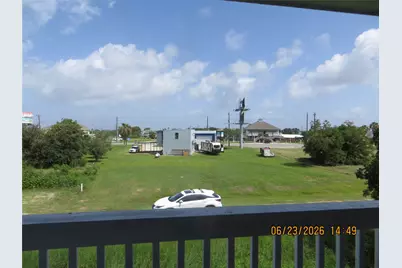 1962 Avenue A, Crystal Beach, TX 77650 - Photo 11