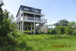 1962 Ave A, Crystal Beach, TX 77650 - Photo 1
