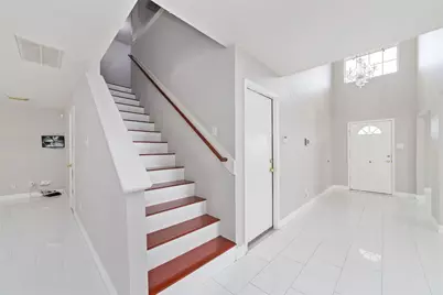 10831 Cayman Mist Drive, Houston, TX 77075 - Photo 11
