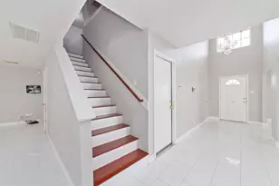10831 Cayman Mist Dr, Houston, TX 77075 - Photo 11