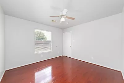 10831 Cayman Mist Drive, Houston, TX 77075 - Photo 15