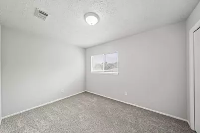 303 Hearthside Circle, League City, TX 77573 - Photo 7