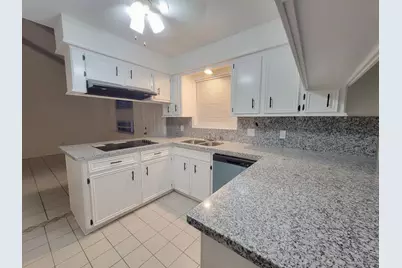 323 Edgeton Court, Houston, TX 77015 - Photo 13