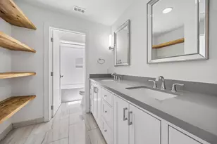 1 Boulevard Green, Bellaire, TX 77401 - Photo 19