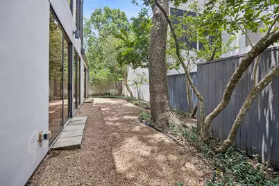 1 Boulevard Green, Bellaire, TX 77401 - Photo 25