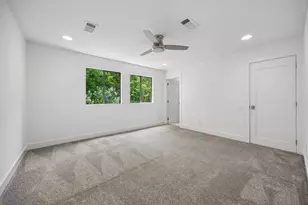 1 Boulevard Green, Bellaire, TX 77401 - Photo 21