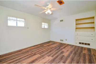 1327 Hodges Lane, Wharton, TX 77488 - Photo 11