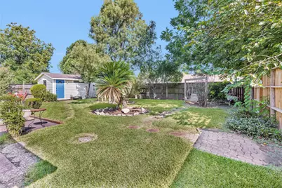 1102 Mosher Lane, Houston, TX 77088 - Photo 29