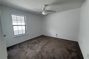 13834 Trumpetvine St, Houston, TX 77083 - Photo 11