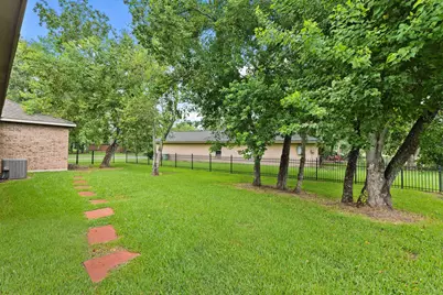 16018 Sea Palms Drive, Crosby, TX 77532 - Photo 33