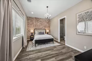 1917 Potomac Dr, Houston, TX 77057 - Photo 13