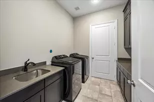 1917 Potomac Dr, Houston, TX 77057 - Photo 17