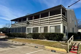 174 April Point Dr N, Conroe, TX 77356 - Photo 3