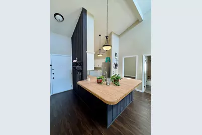 174 April Point Drive N, Conroe, TX 77356 - Photo 9