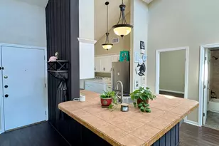 174 April Point Dr N, Conroe, TX 77356 - Photo 9