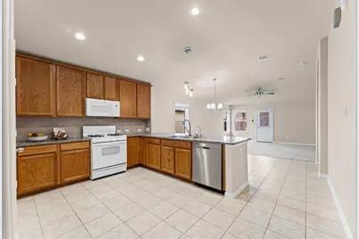 24530 Lakecrest Town Drive, Katy, TX 77493 - Photo 5