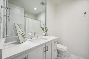 7526 Viano Ln, Houston, TX 77055 - Photo 19