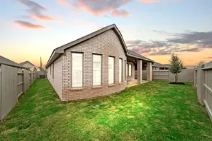 2411 Honeyberry Shrub Dr, Manvel, TX 77578 - Photo 25