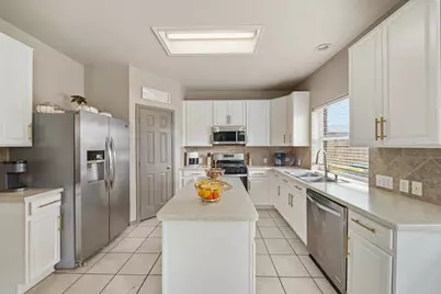 8804 Sunforest Lane, Pearland, TX 77584 - Photo 7