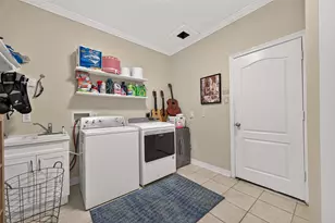 13807 Layton Hills Dr, Cypress, TX 77429 - Photo 23