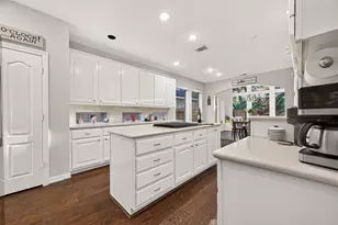 13807 Layton Hills Dr, Cypress, TX 77429 - Photo 11