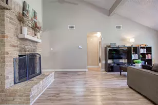 15818 Beechnut St, Houston, TX 77083 - Photo 7