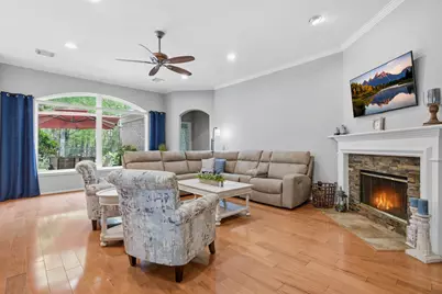 119 N Acacia Park Circle, The Woodlands, TX 77382 - Photo 13