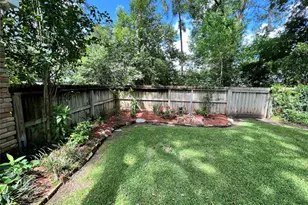 205 Hillcrest Dr, Alvin, TX 77511 - Photo 35