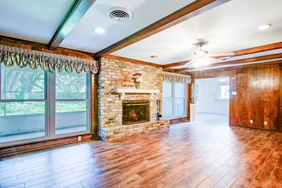 205 Hillcrest Drive, Alvin, TX 77511 - Photo 17