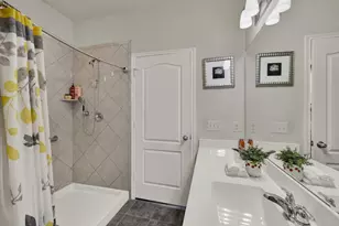 4555 Legend Trail, New Braunfels, TX 78130 - Photo 19