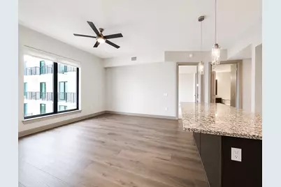 9787 Katy Fwy Freeway #1601, Houston, TX 77024 - Photo 7