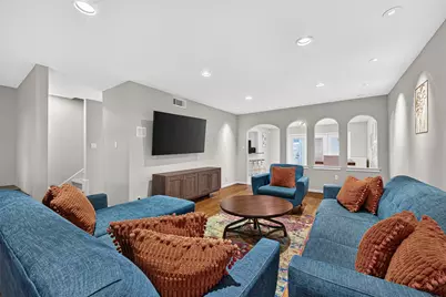 2133 Winrock Boulevard #34, Houston, TX 77057 - Photo 5