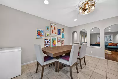 2133 Winrock Boulevard #34, Houston, TX 77057 - Photo 11